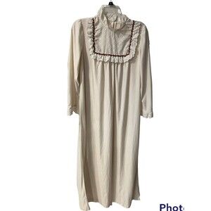 Vintage Juli of Slumbertog Nightgown M White Eyelit Flannel Cottagecore Prairie